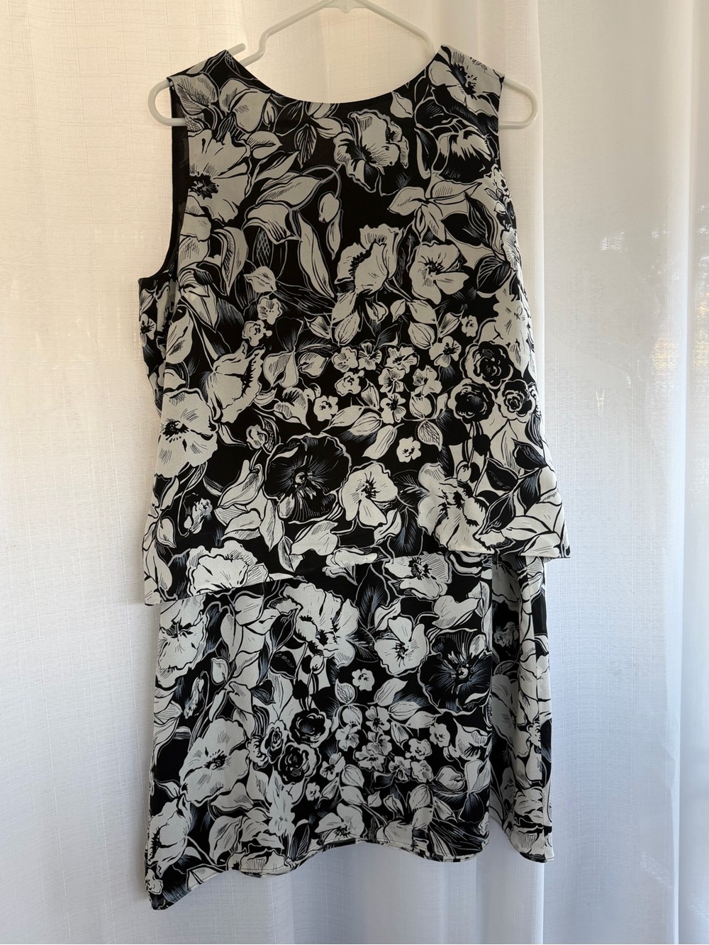 Charter Club 100% Silk Floral Skirt & Shell Tank Set Size 14 Black White